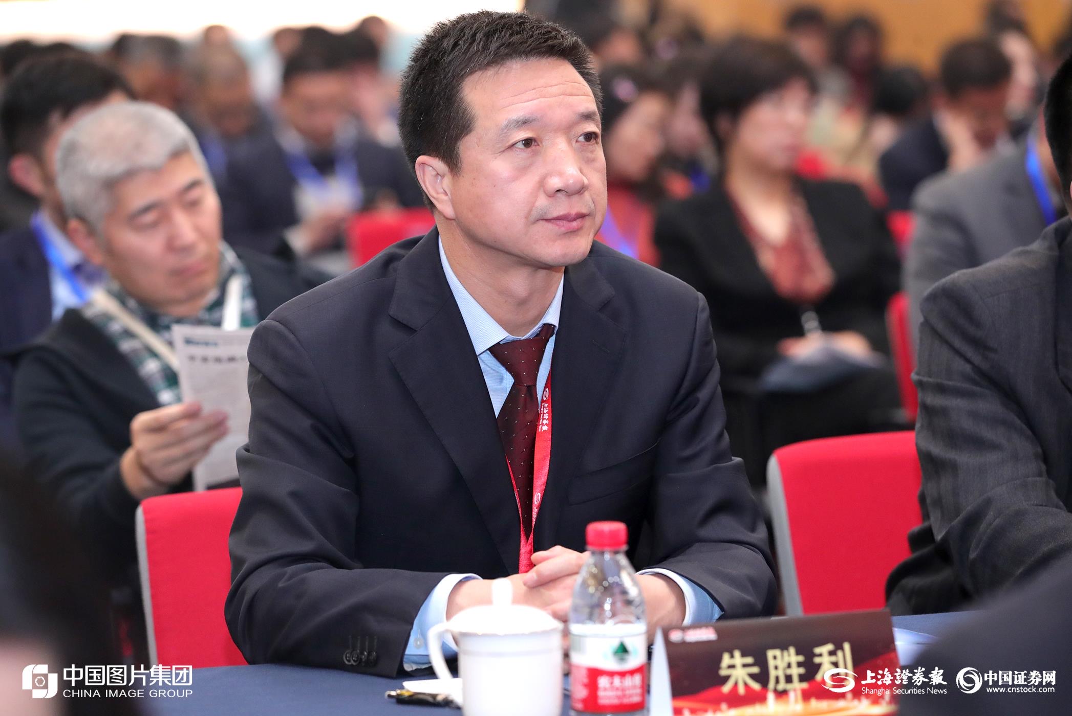 九州官方端网站登录入口-九州jiuzhou（中国）
董事长朱胜利荣膺“金质量”卓越企业家奖