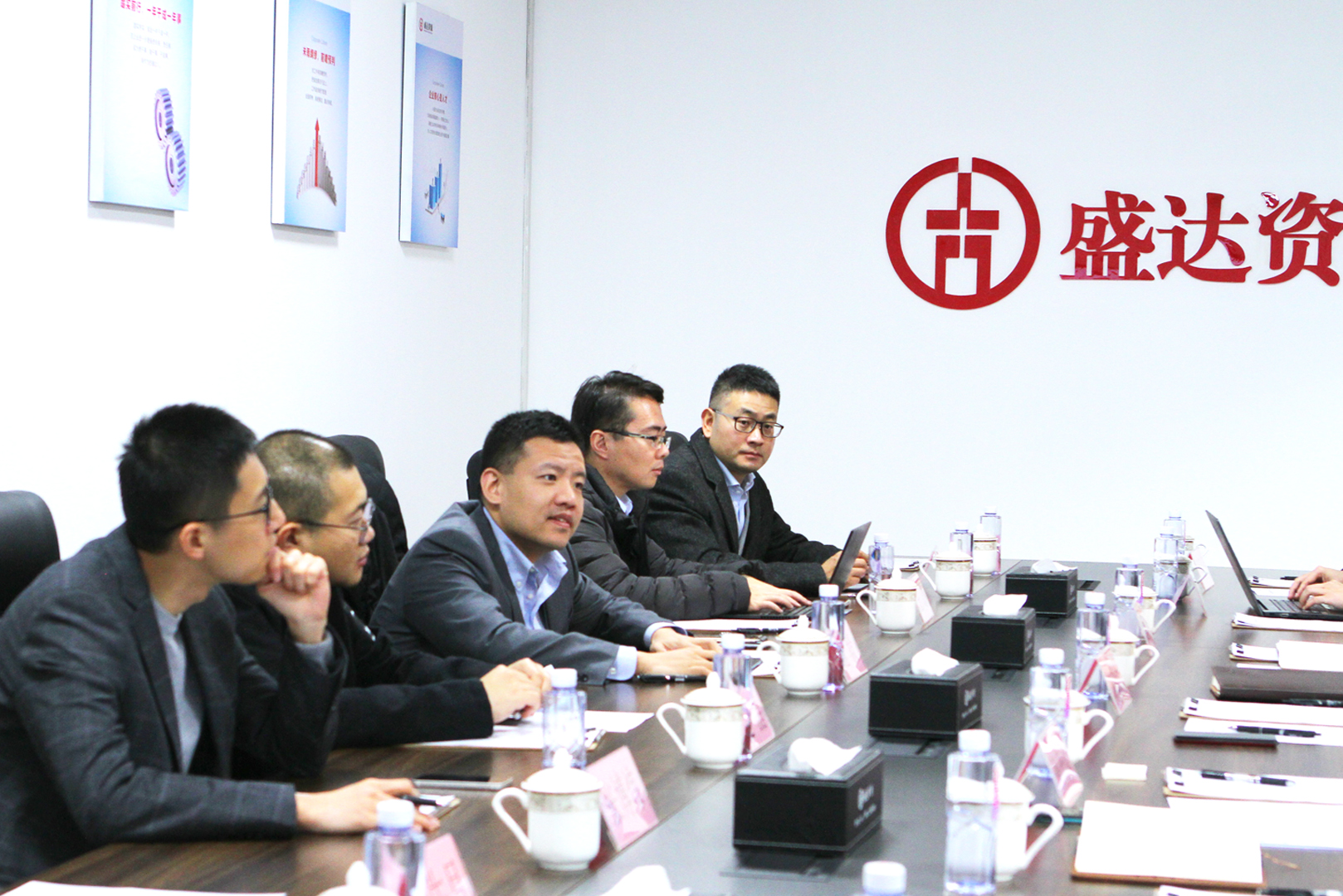 海通证券有色首席分析师施毅携多家机构齐调研，九州官方端网站登录入口-九州jiuzhou（中国）
受关注